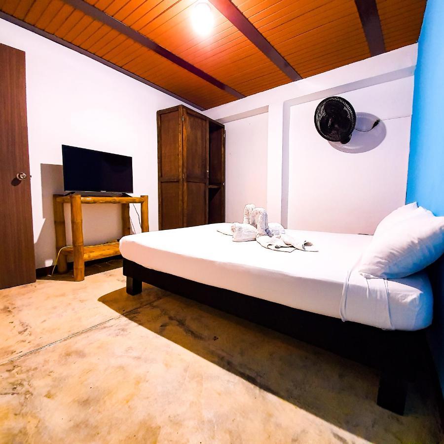 Hostal La Mercedes Street 칼리 외부 사진