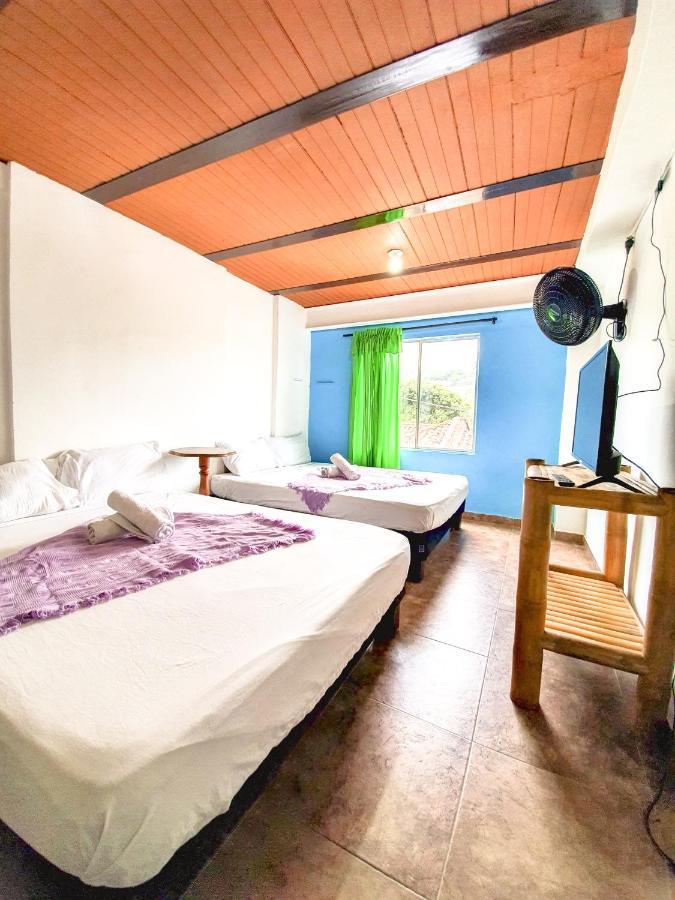 Hostal La Mercedes Street 칼리 외부 사진